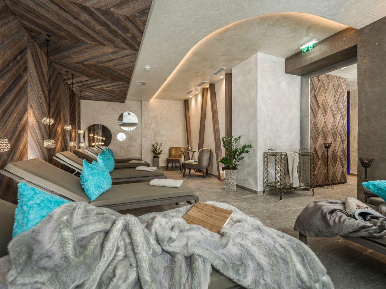 Hotel Bergkristall Zillertal - Adults Only 14 Years Plus 힙파흐 외부 사진