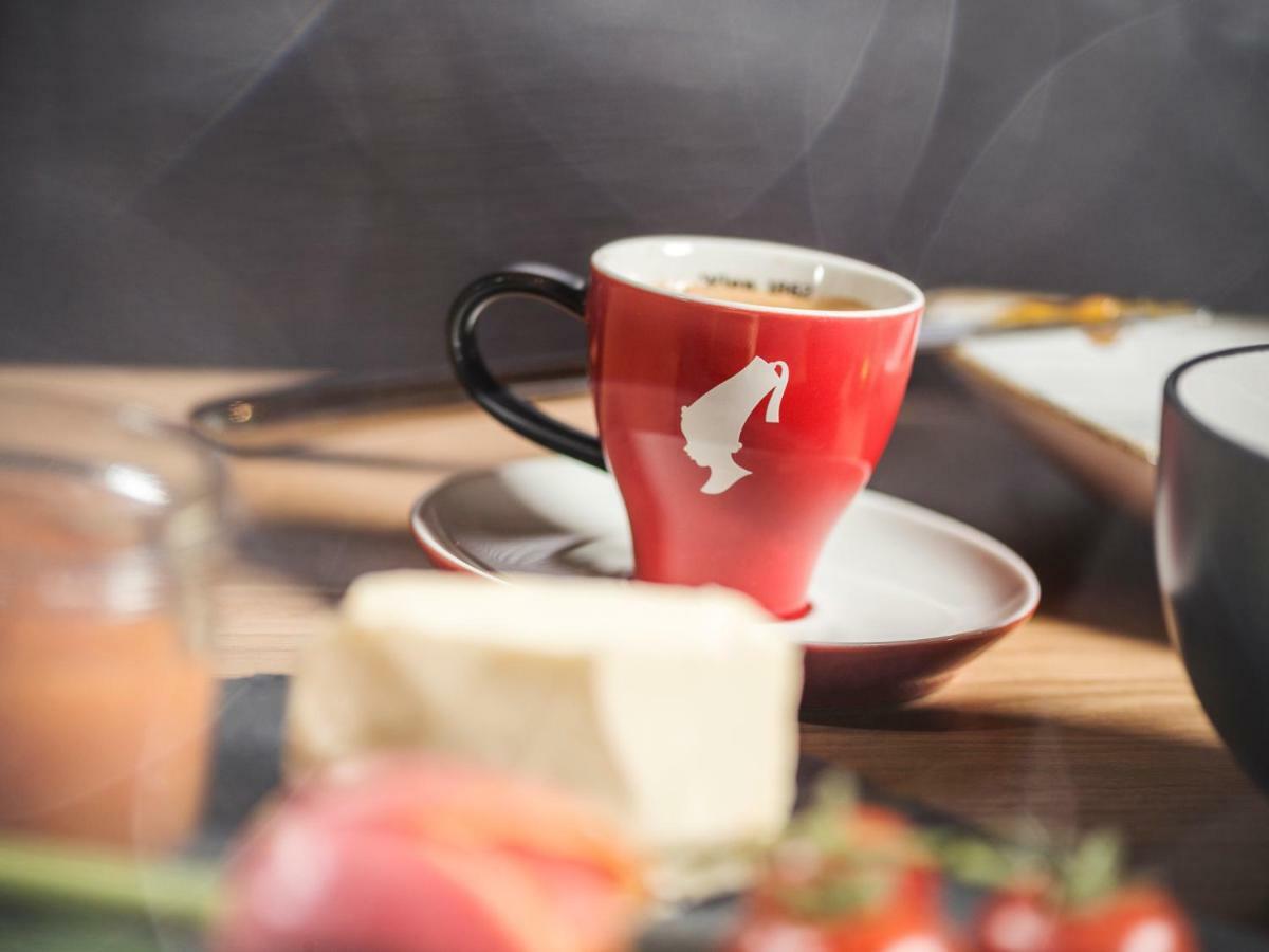 Hotel Bergkristall Zillertal - Adults Only 14 Years Plus 힙파흐 외부 사진